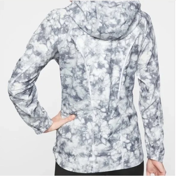 Athleta Catalina grey/white tie dye UPF 50 packable jacket, M, CB2227 - Picture 3 of 5